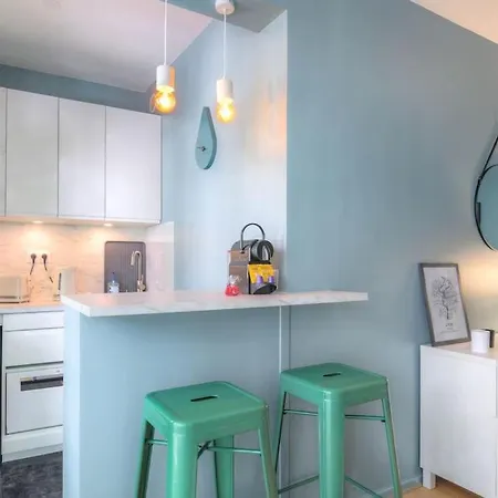 Apartment Moderne Proche 6eme